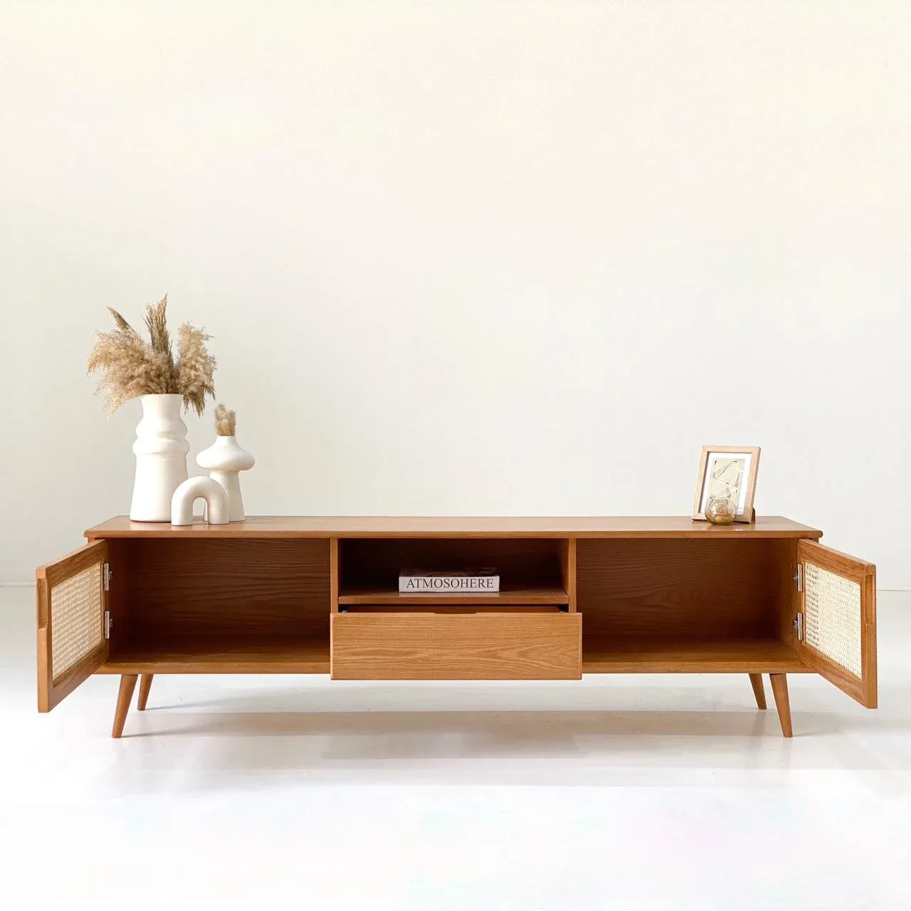 Picture of Su Japanese TV Unit