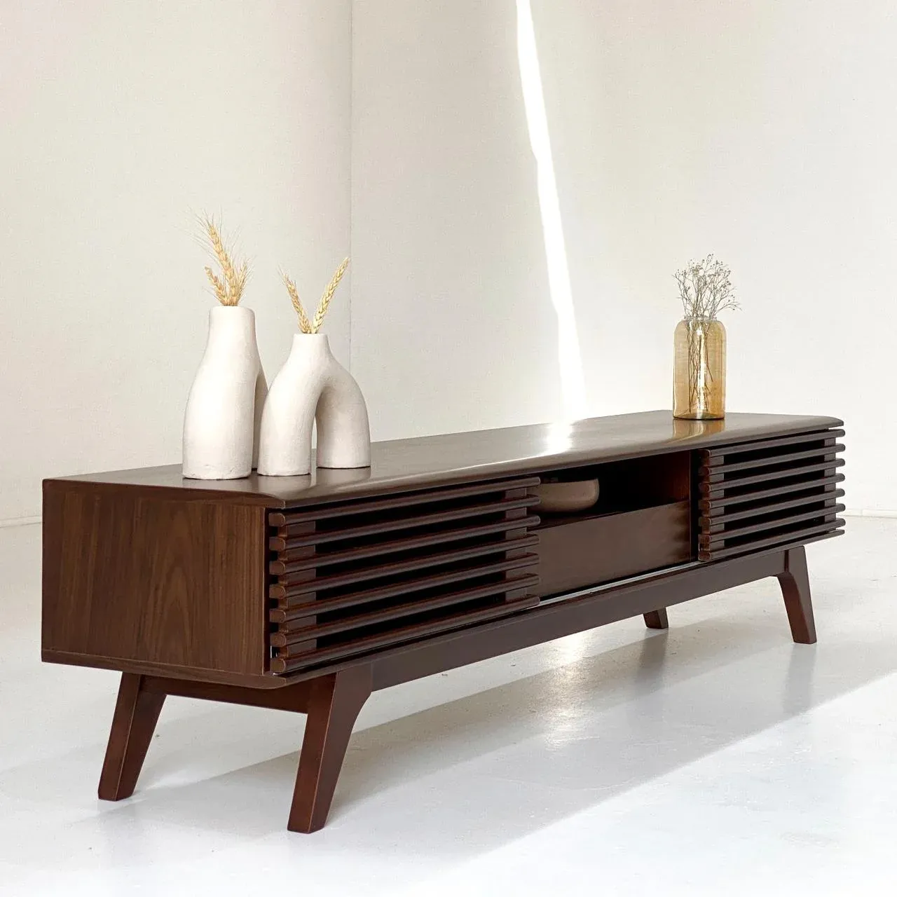 Picture of Su Render TV Unit