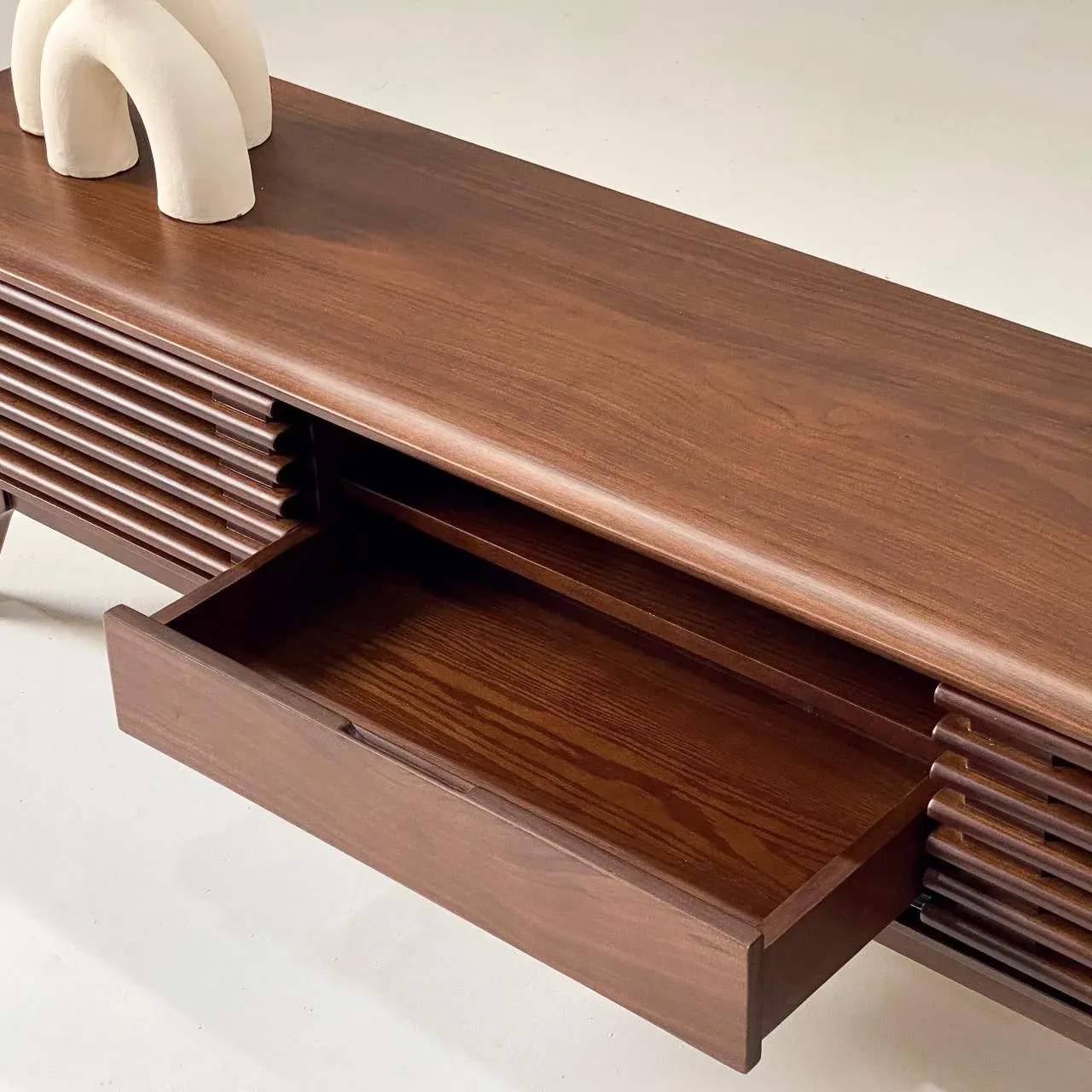 Picture of Su Render TV Unit
