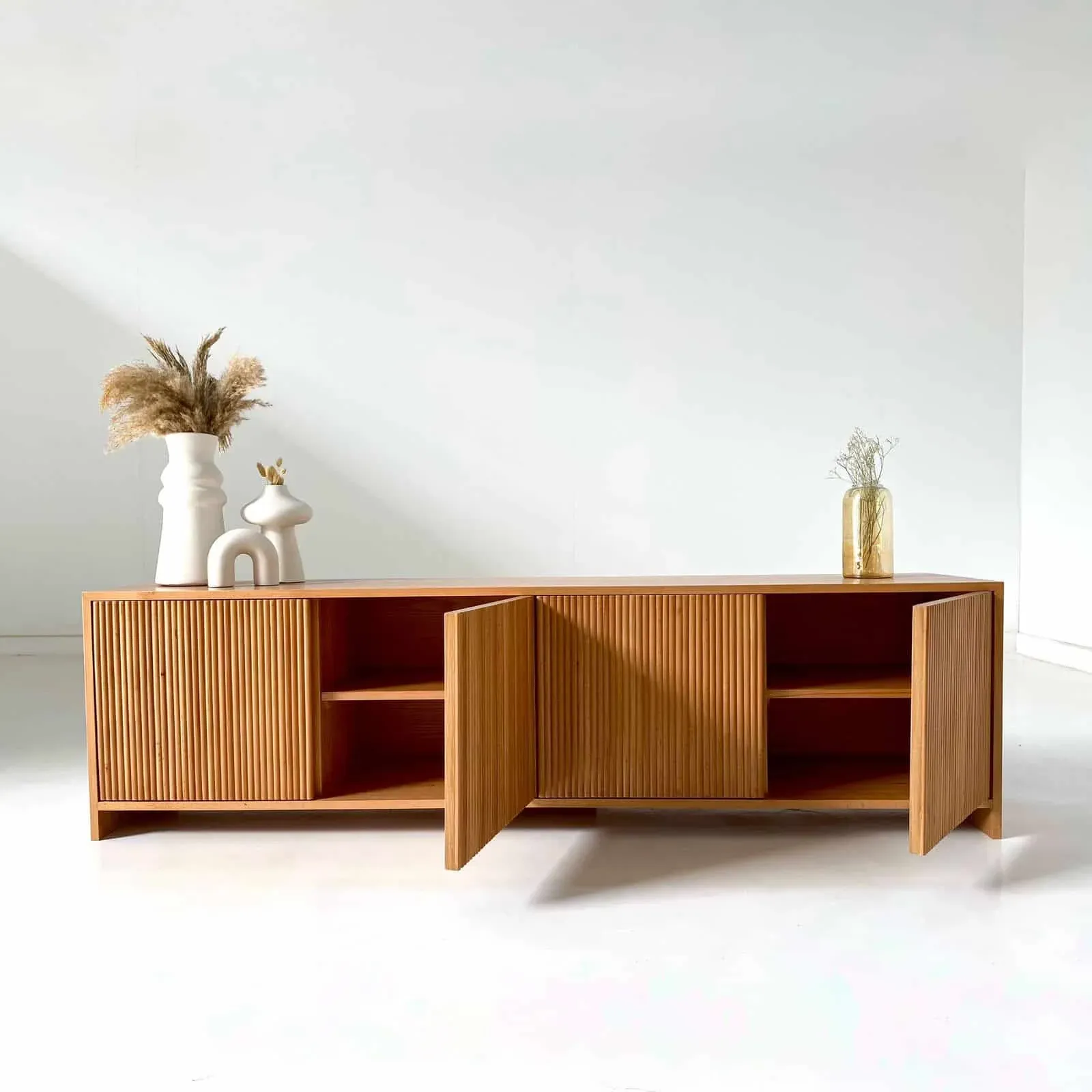 Picture of Su Fluted TV Unit
