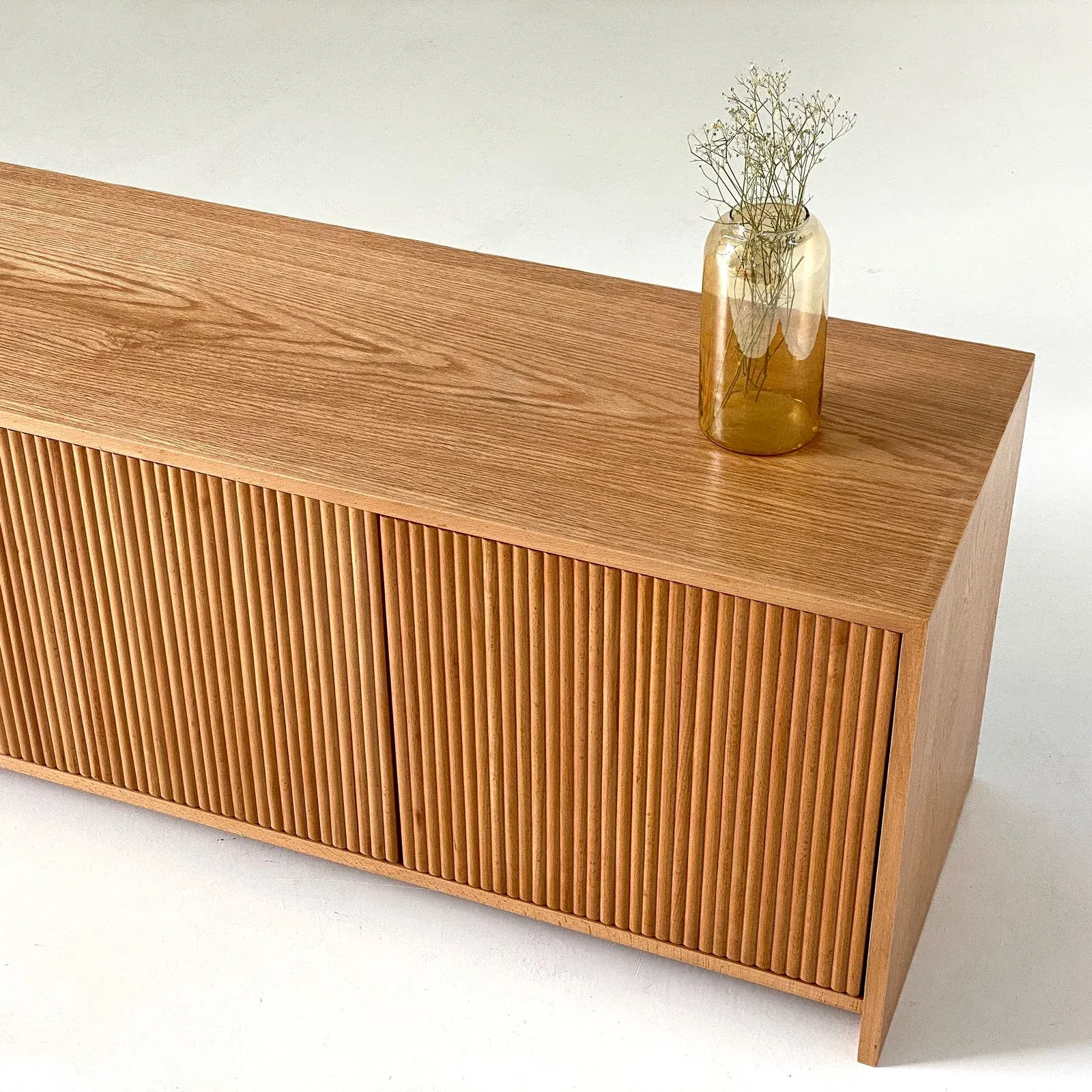 Picture of Su Fluted TV Unit