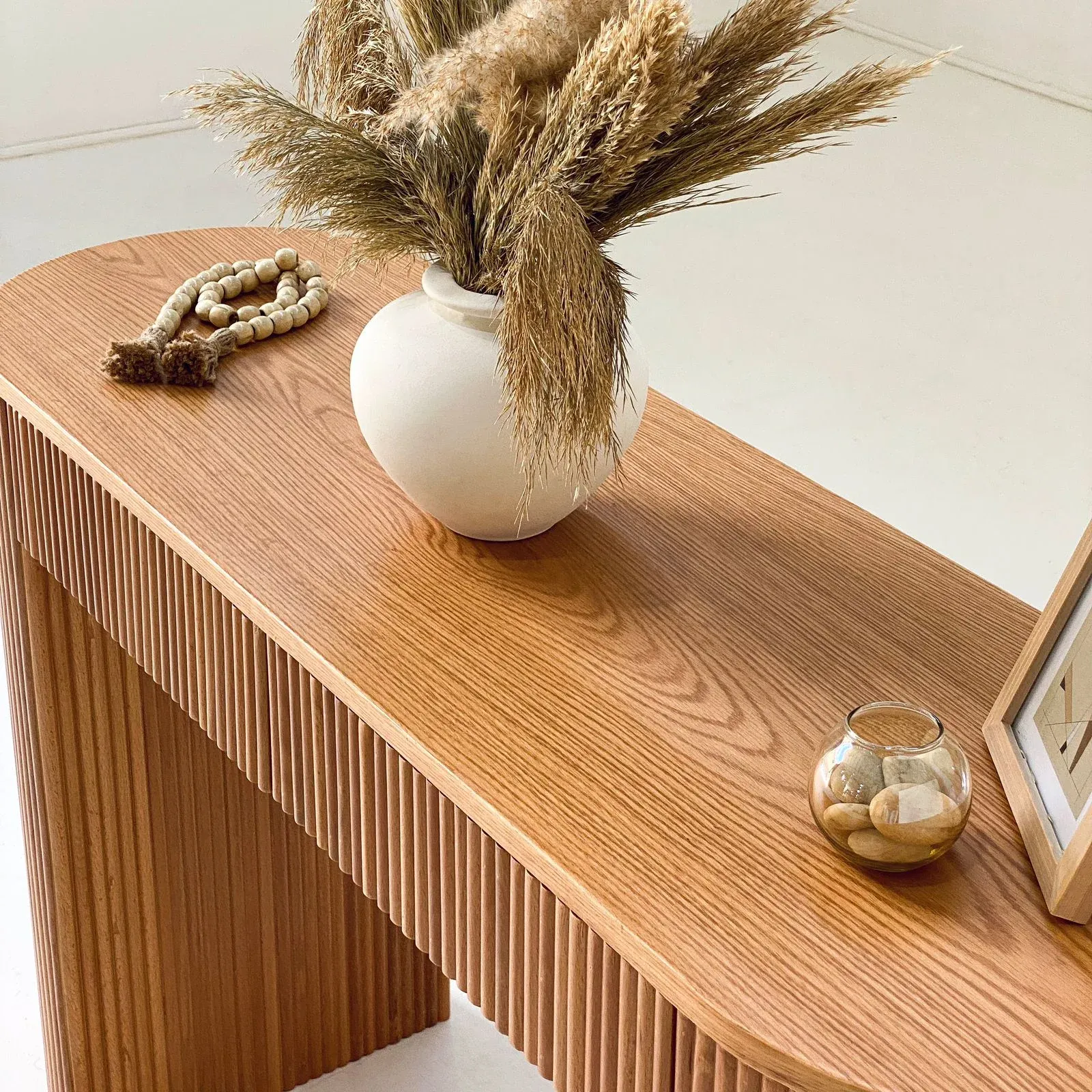 Picture of Su Fluted Console