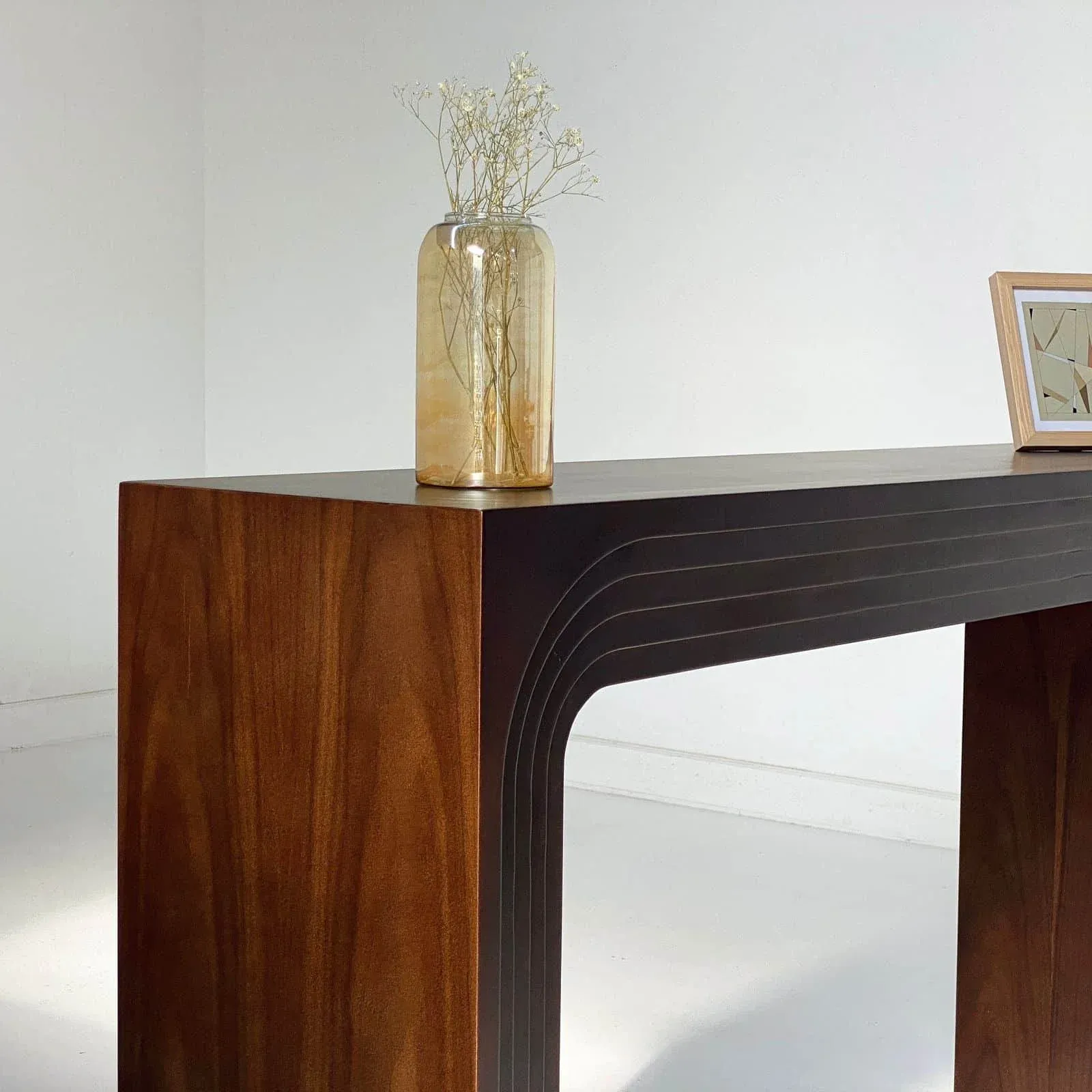 Picture of Su Terra Walnut Console