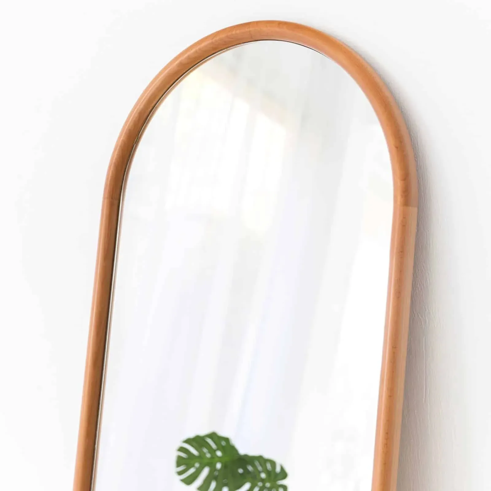 Picture of Su Arc Mirror
