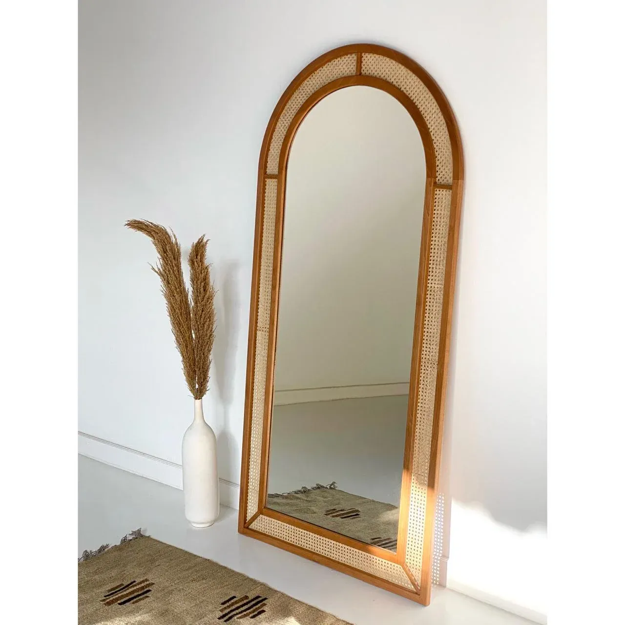 Picture of Su Rattan Mirror