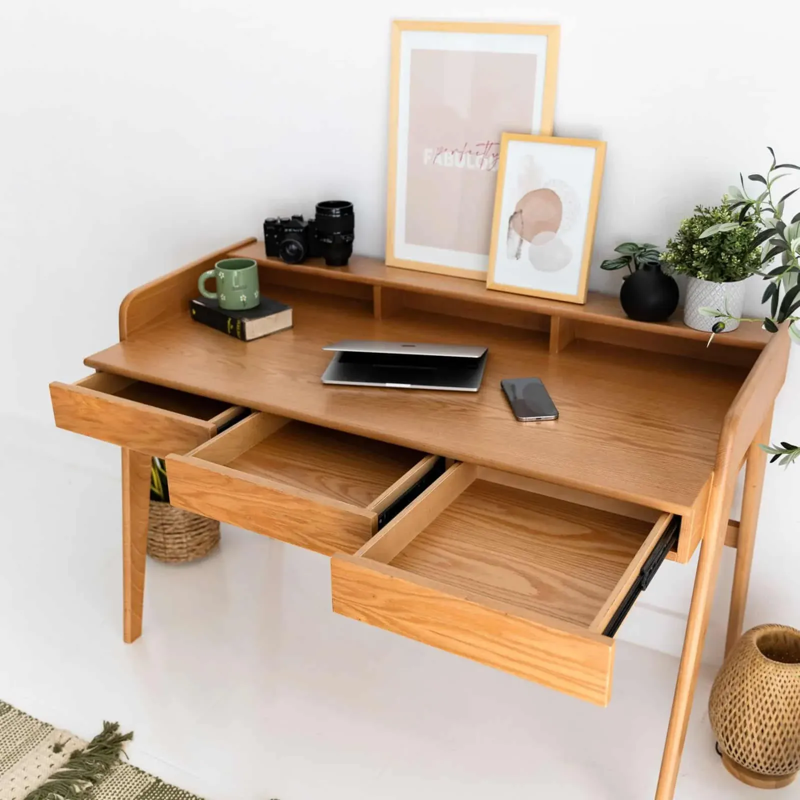 Picture of Su Solo Desk