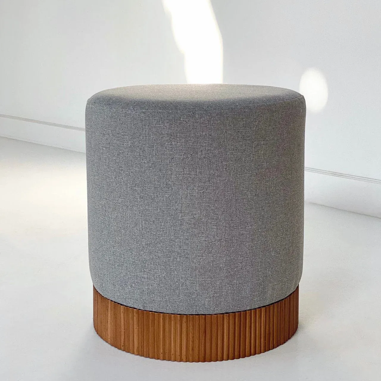 Picture of Su Fluted Pouf
