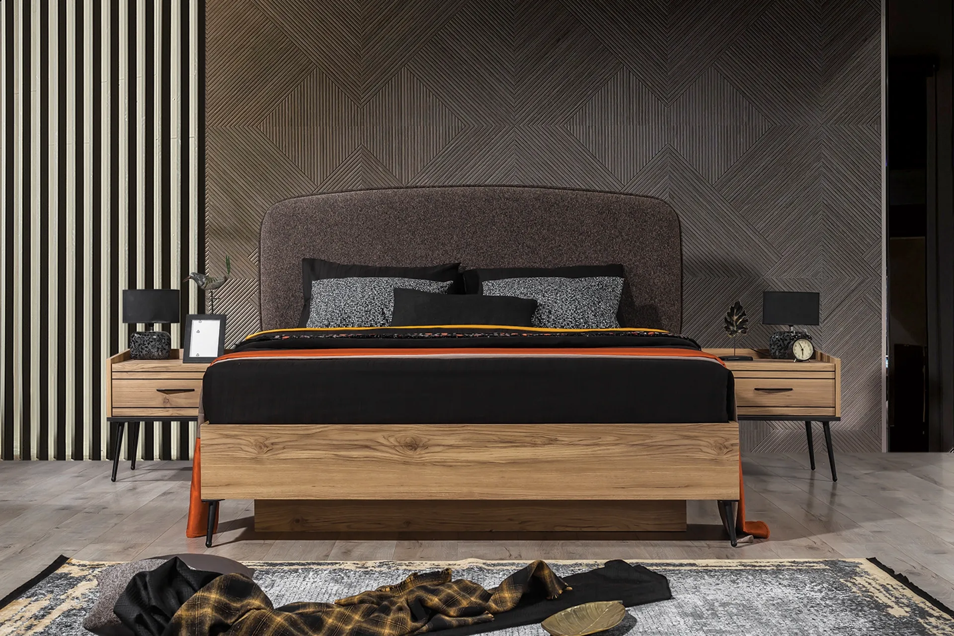 Picture of FBMB001 Master bedroom set 5 pieces - White with multiple colors