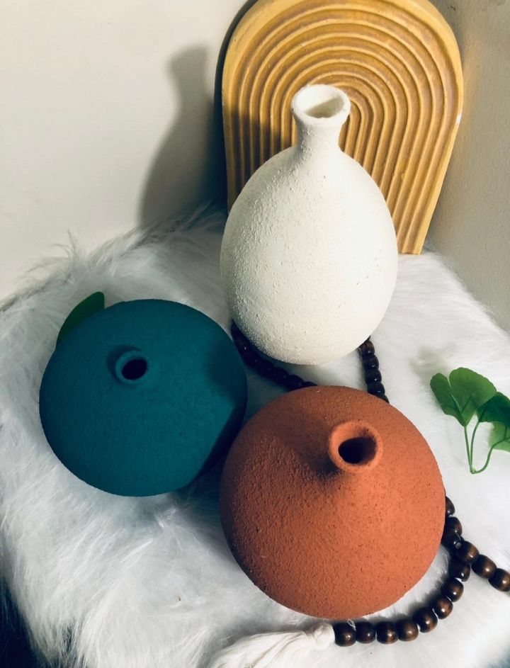 Picture of HHAV008 - Pottery Vase 3 Pieces - Off-white