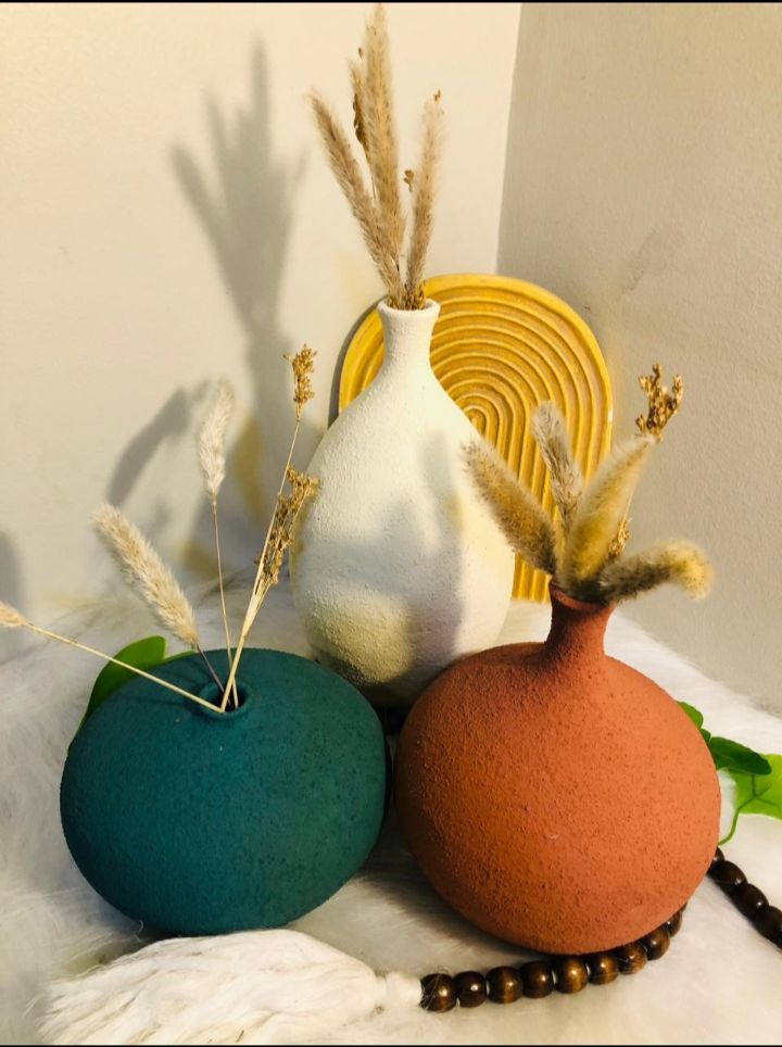 Picture of HHAV008 - Pottery Vase 3 Pieces - Off-white