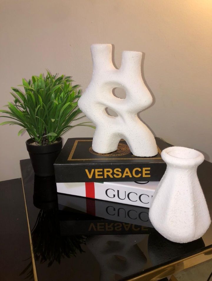Picture of HHAV0028 - Pottery Vase  - Off-white