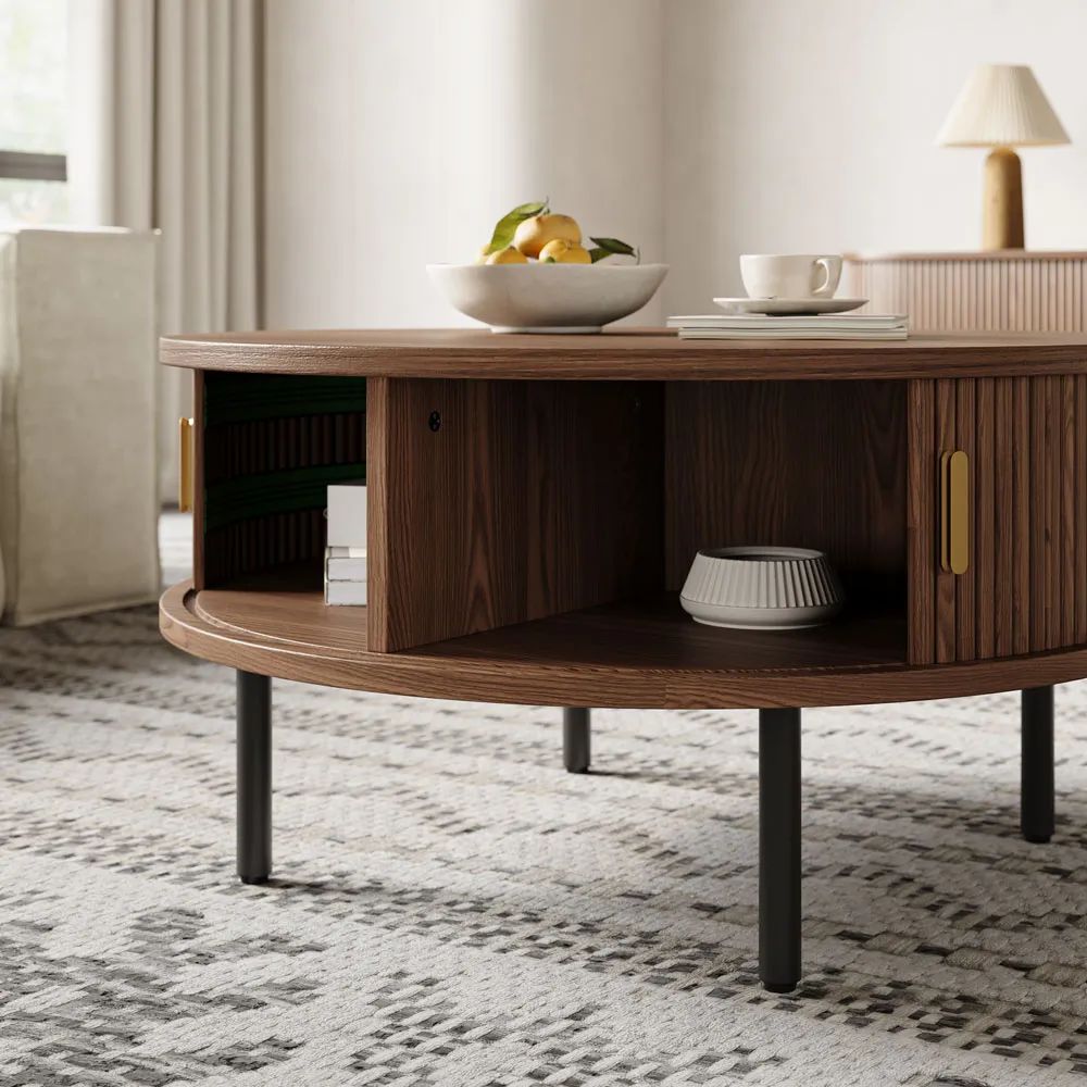 Picture of FTT0013 - A wooden table in paint