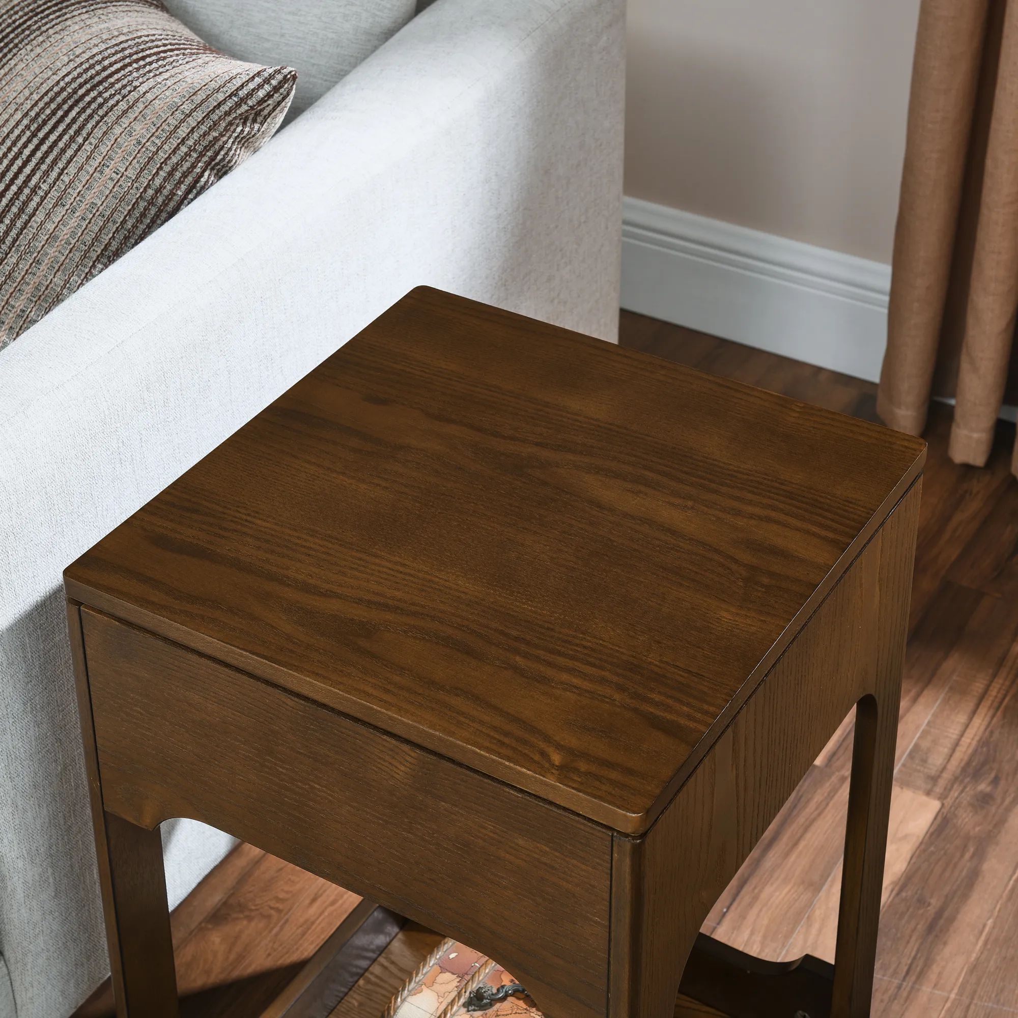Picture of FTST0011 -  side table musky wood Brown
