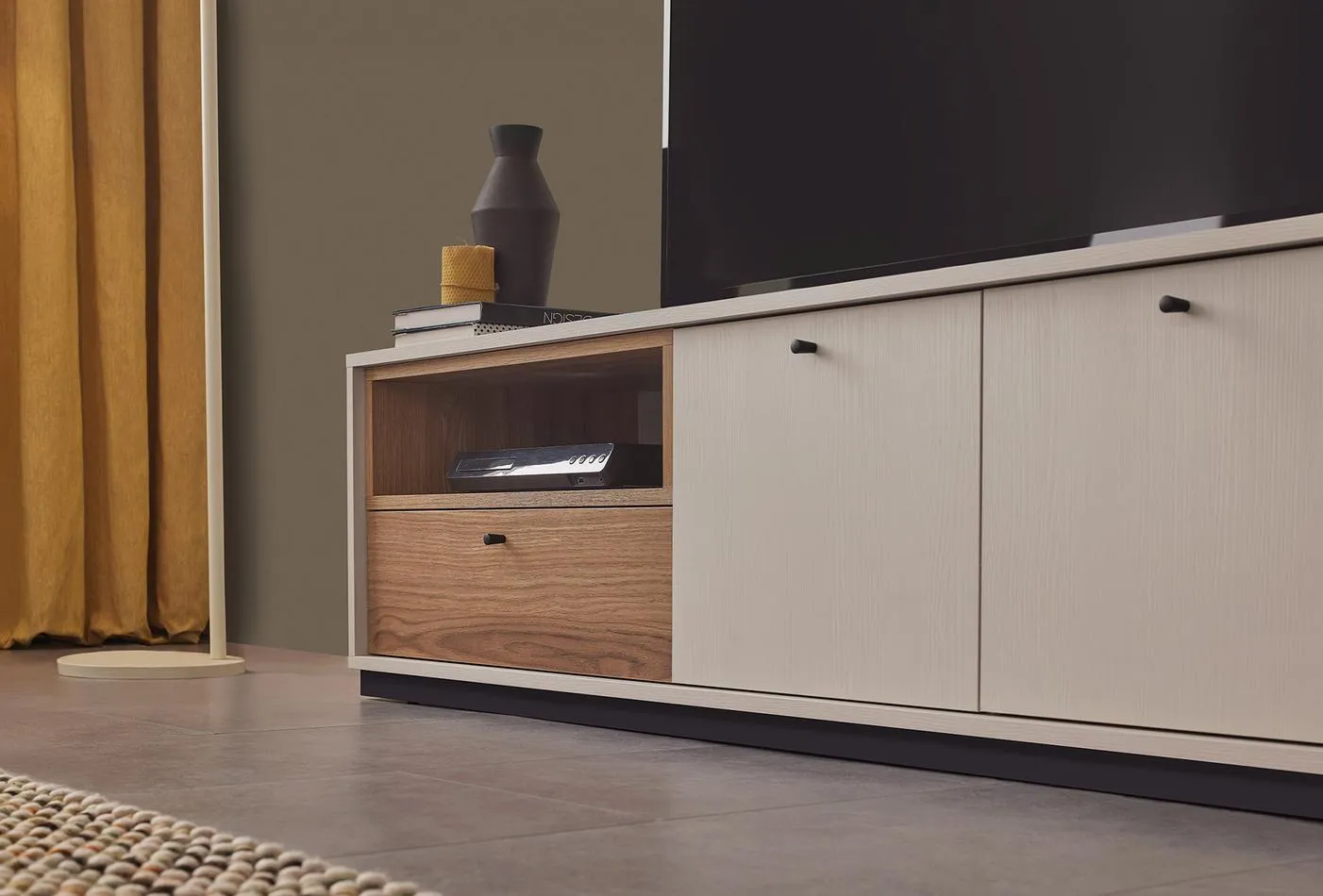 Picture of HUTV006 - Tv unit MDF Off-white wood